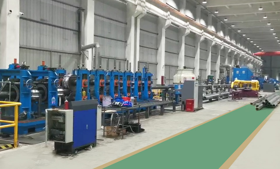 tube mill flying cold saw.jpg